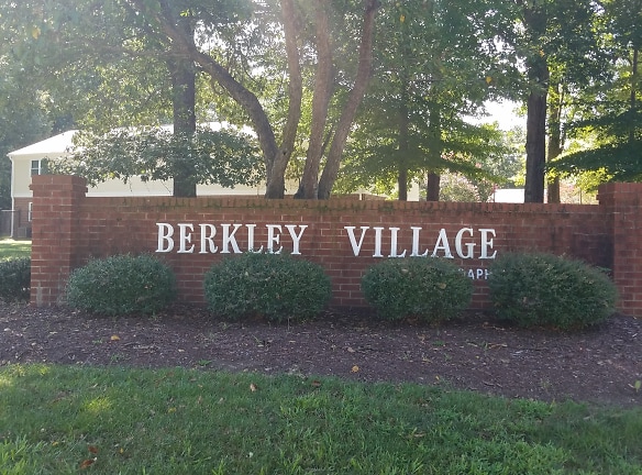 Berkley Village Apartments - Newport News, VA