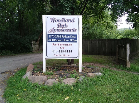 Woodland Park Apartments - Rockford, IL