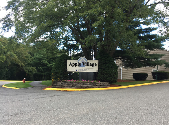 Apple Village Apartments - Beverly, MA
