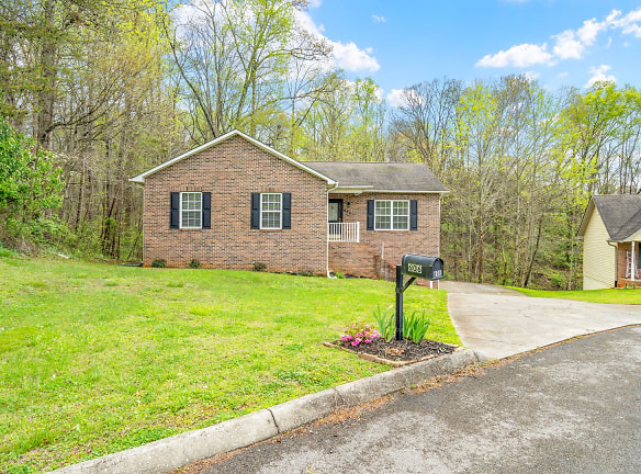 606 Liverpool Ln - Knoxville, TN