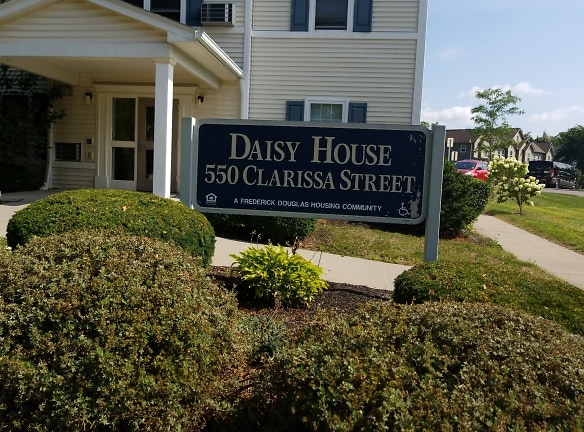 The Daisy House Apartments - Rochester, NY