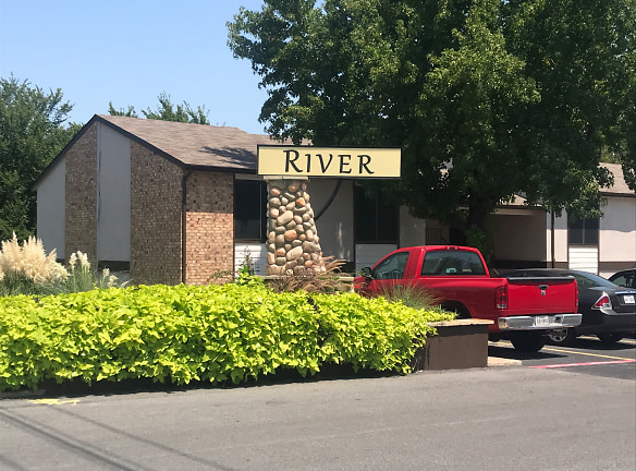 River Ranch Apartments - Sherman, TX