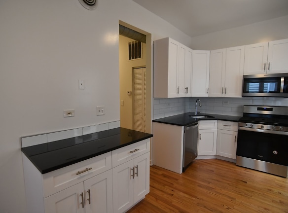 3803 N Broadway unit 3809-3 - Chicago, IL