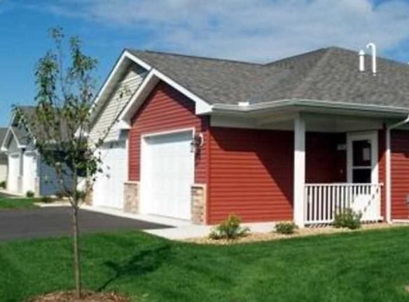 Villas By Mary T At Coon Rapids - Coon Rapids, MN
