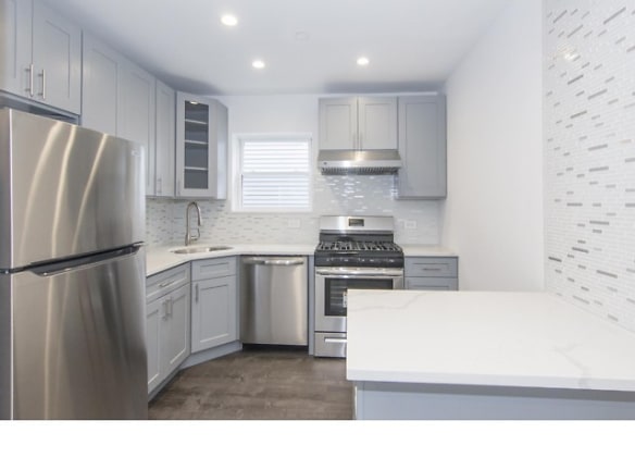 41-5 21st Ave unit 2 - Queens, NY
