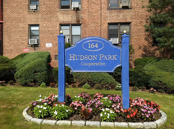 Hudson Park Cooperative Apts Apartments - New Rochelle, NY