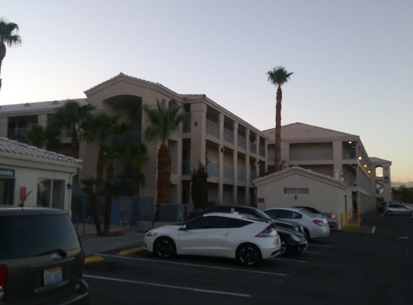 Kensington Suites Apartments - Las Vegas, NV