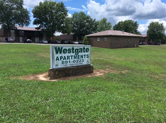 Westgate Apartments - Albertville, AL