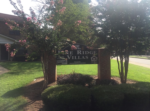 Pine Ridge Villas Apartments - Monroe, GA