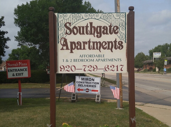 Southgate Apartments - Neenah, WI