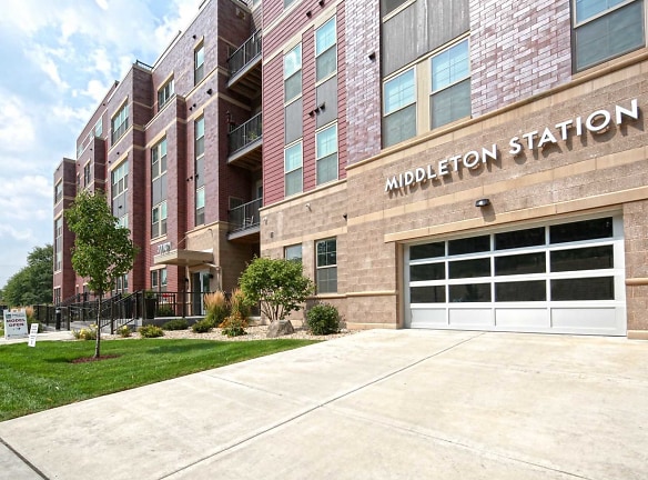 Middleton Station Apartments - Middleton, WI