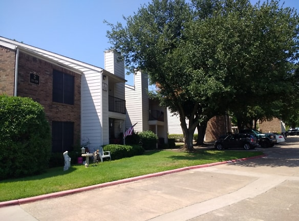 Southridge Apartments - Greenville, TX