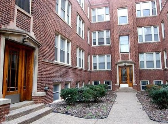 4844 W Wrightwood Ave - Chicago, IL