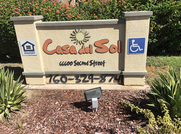 Casa Del Sol Apartments - Desert Hot Springs, CA