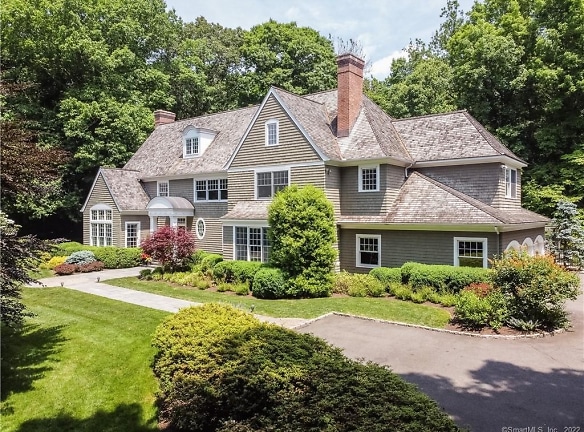 52 Charcoal Hill Rd - Westport, CT