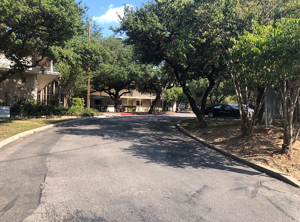 Tambaleo 2311 Apartments - Austin, TX