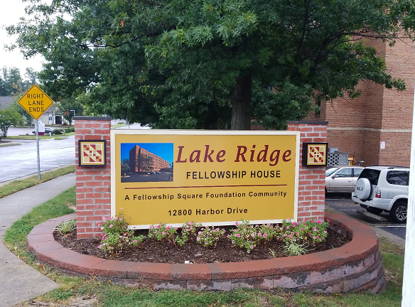 Lake Ridge Apartments - Woodbridge, VA
