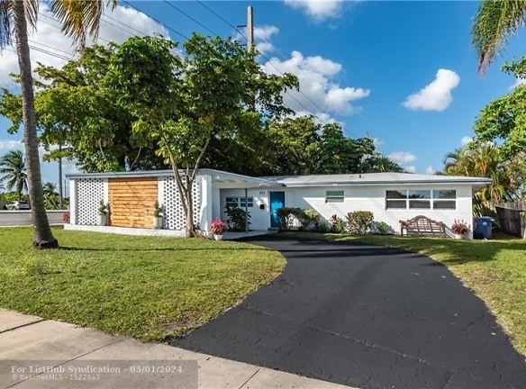 833 NW 30th St - Wilton Manors, FL
