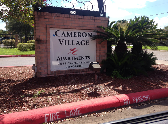 Cameron Village Apartments - Alice, TX