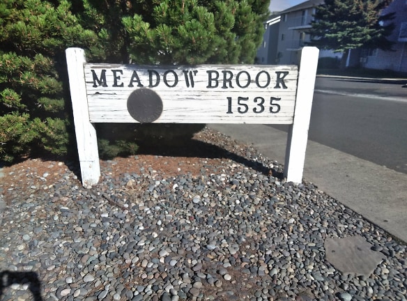 Meadow Brook Apartments - Pullman, WA