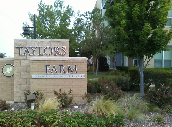 Taylors Farm Apartments - Dallas, TX