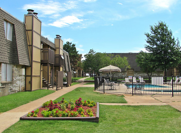Springdale Village Apartments - Oklahoma City, OK