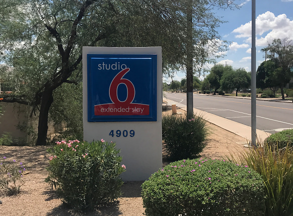 Studio 6 Extended Stay Apartments - Tempe, AZ