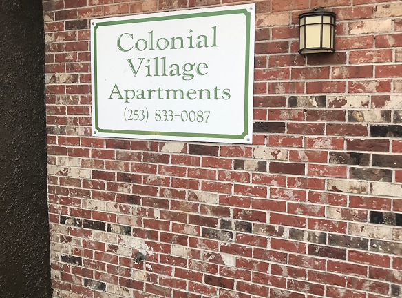 Colonial Village Apartments - Auburn, WA