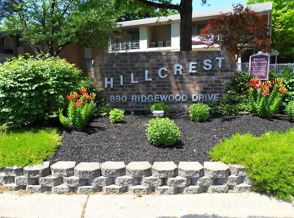 Hillcrest Apartments - Plainfield, IN