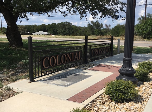 COLONIAL CROSSING APARTMENTS - Belton, TX