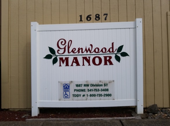 Glenwood Manor Apartments - Corvallis, OR