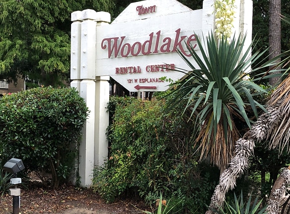 Woodlake Apartments - Kenner, LA