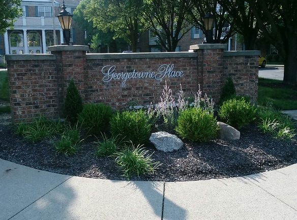 Georgetowne Place Apartments - Fort Wayne, IN