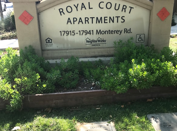 Royal Court Apartments - Morgan Hill, CA
