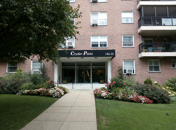 Cryder Point Owners Corporation Apartments - Whitestone, NY