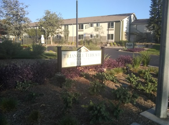 Triangle Terrace Apartments - Orange, CA