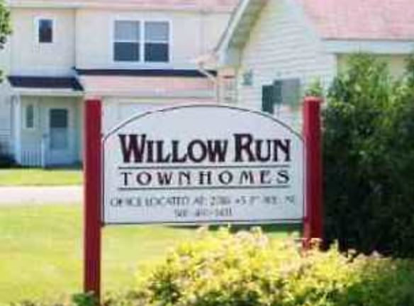 Willow Run I & II Townhomes - Owatonna, MN