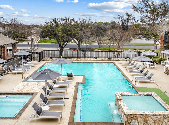 Landmark At Prescott Woods Apartment Homes - Austin, TX