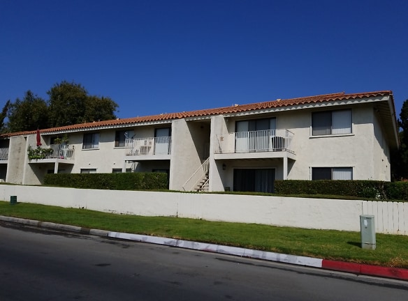 Mira Loma Apartments - Temecula, CA