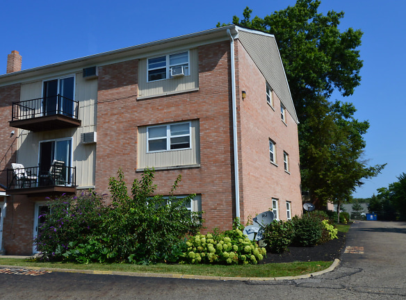 Liberty Heights Apartments - Alliance, OH