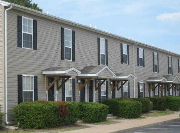 Landmark Apartments - Chesapeake, VA