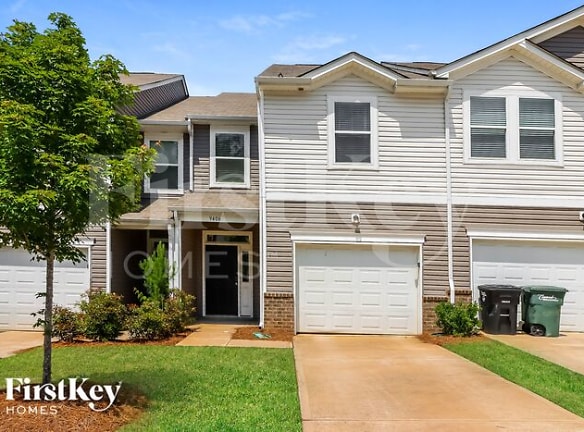 9406 Village View Ct NW - Concord, NC