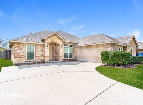 113 Whipperwill Way - Red Oak, TX