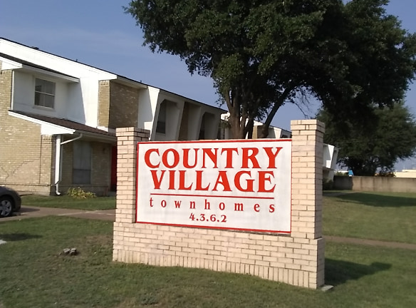 Country Village Townhomes Apartments - Garland, TX