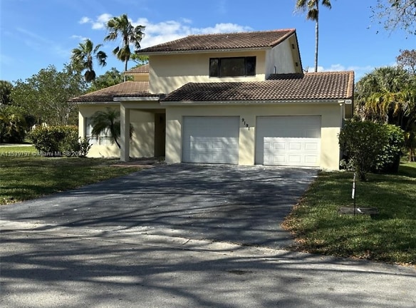9191 NW 3rd Ct - Coral Springs, FL
