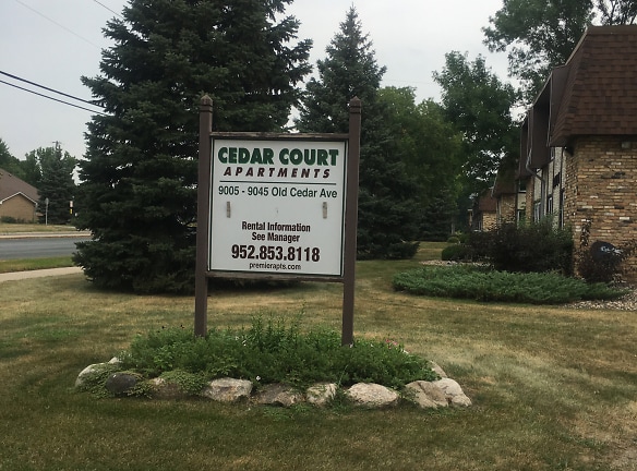 Cedar Court Apartments - Minneapolis, MN