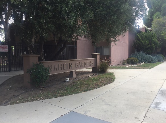 Anaheim Gardens Apartments - Harbor City, CA