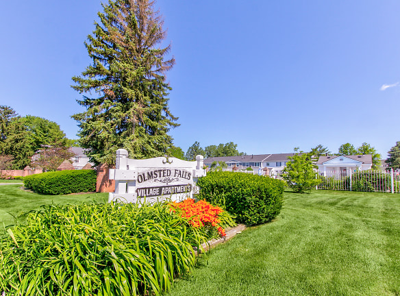 Olmsted Falls Village Apartments - Olmsted Falls, OH
