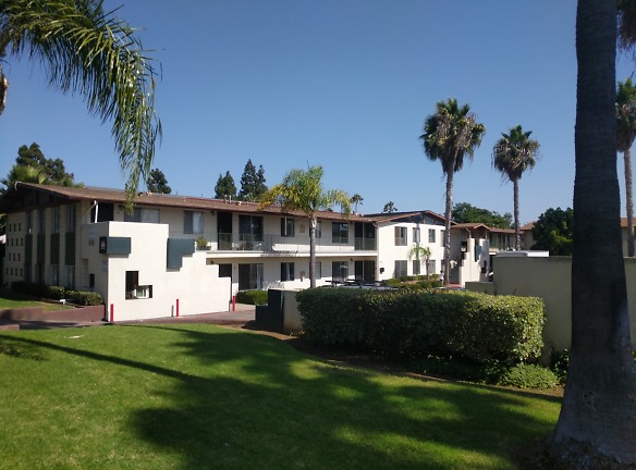 Towne Centre Apartments - Chula Vista, CA
