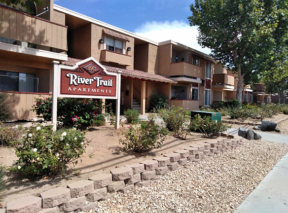 River Trail Apartments - Santee, CA